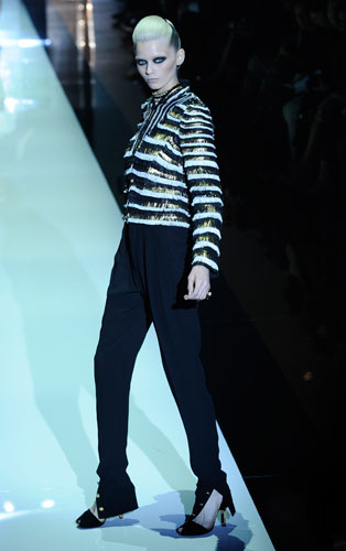Gucci: giacca frange - pantalone nero