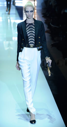 Gucci: pantaloni bianchi vita alta - giacca