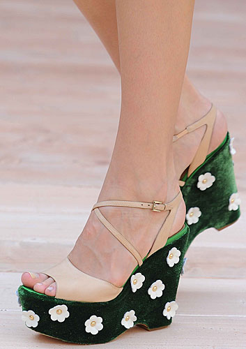 Moschino Cheap and Chic: Scarpe con tacco - Tacco verde con fiori
