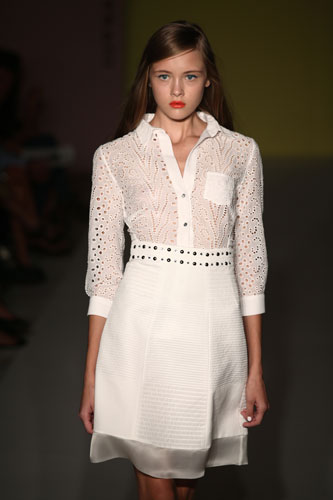 Paola Frani: camicia - gonna bianca