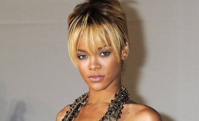 Rihanna: le foto dello scandalo