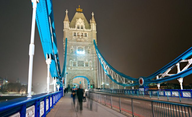 1800 led per il Tower Bridge