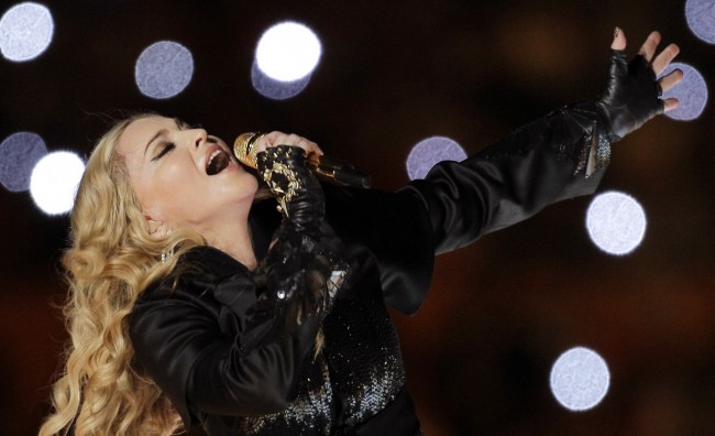 Madonna a Milano, fischi, applausi e ‘Italians do it better’