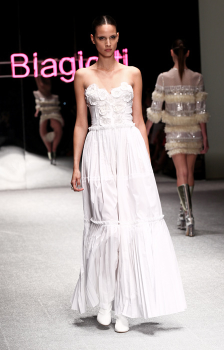 Laura Biagiotti - abito lungo bianco senza spalline