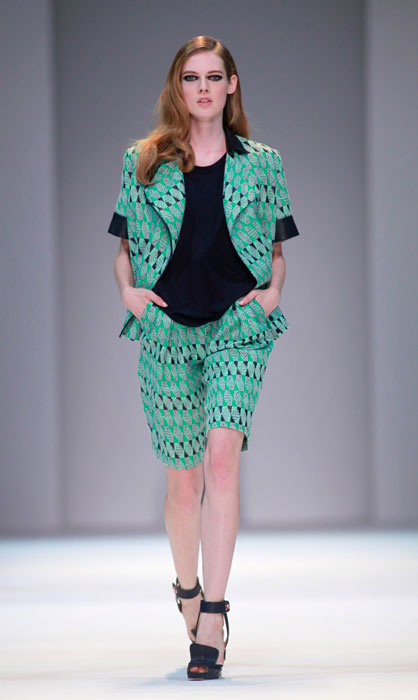 Guy Laroche - pantalone verde con fantasie geometriche
