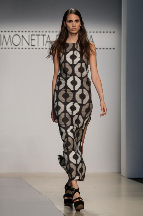 Simonetta Ravizza - abito con forme geometriche