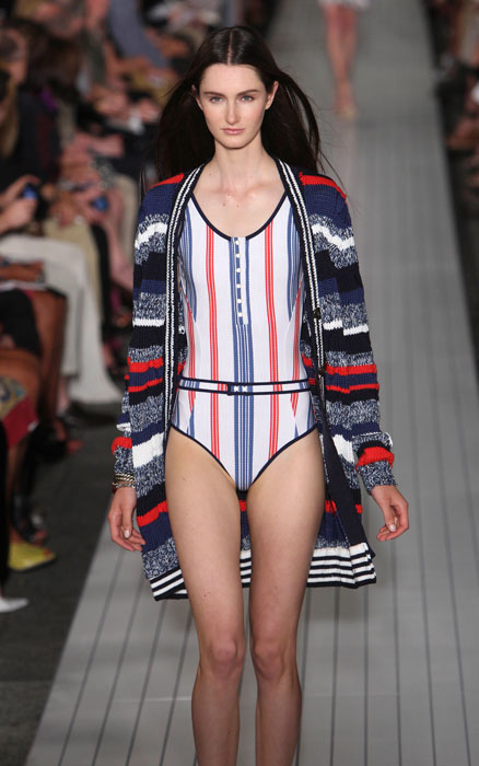 Tommy Hilfiger - costume a righe con cardigan