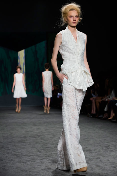 Vera Wang - Completo bianco giacca e pantalone lungo