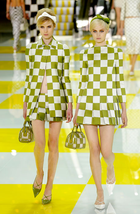 Louis Vuitton - abito a scacchi bianco e verde