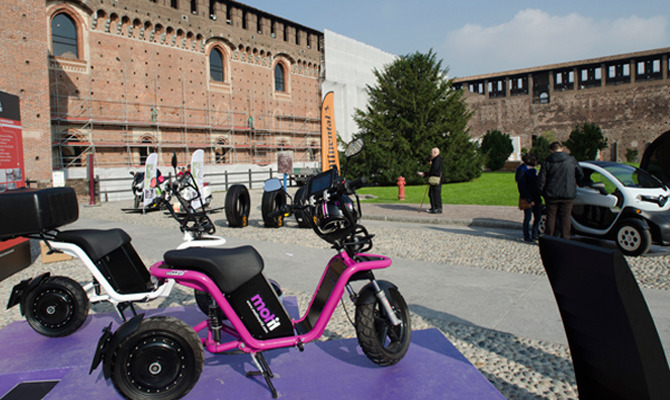 Milano lancia lo scooter sharing