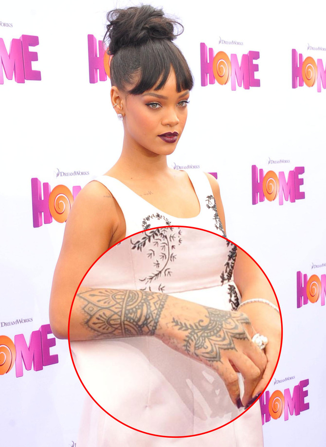 Rihanna tatuaggio