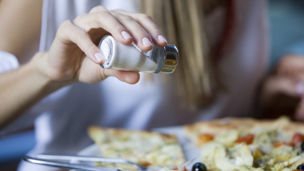 Sodio nella dieta: sale sì o sale no?