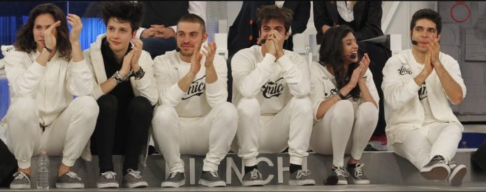 Amici 16 Bianchi