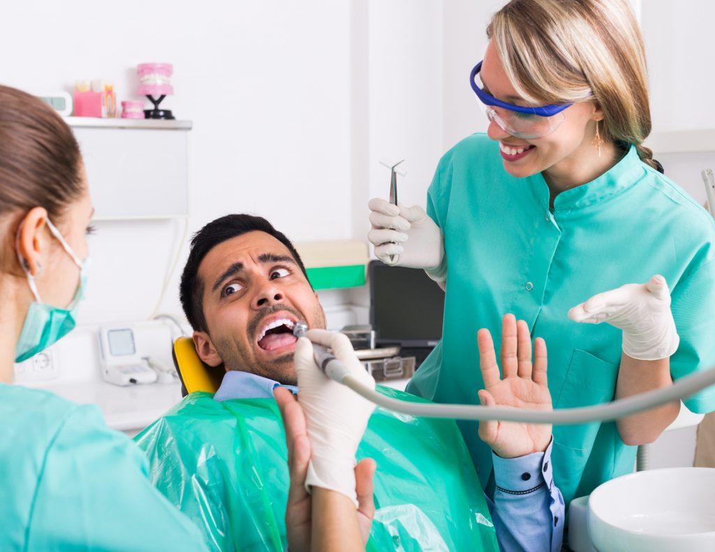 Paura del dentista: superarla con la realtà virtuale