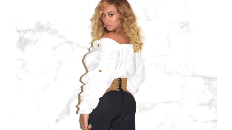 Beyoncé Knowles, lato b al cardiopalma
