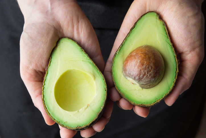 seme di avocado una ricerca riscontra i benefici del suo estratto