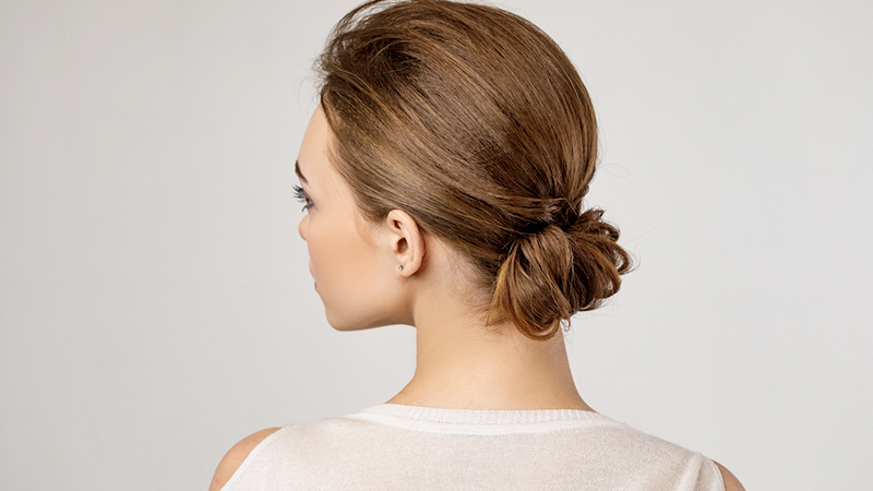 Sleek bun, l’acconciatura dal mood urban chic